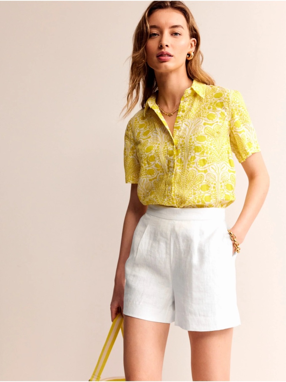 Boden Yellow and White Floral Short Sleeve Linen Button Up Shirt Size 4 - Picture 1 of 6